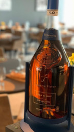 Gravure sur verre Brasserie Fiston, Cognac Delamain. Une réalisation MSV, technique de Micro Sablage Verrier.